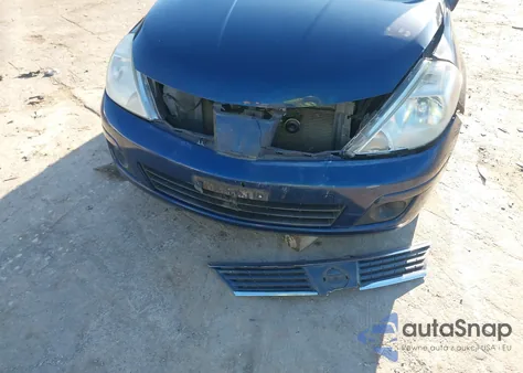 2008 Nissan Versa 1.8S из США, поврежденный, VIN 3N1BC13EX8L383234